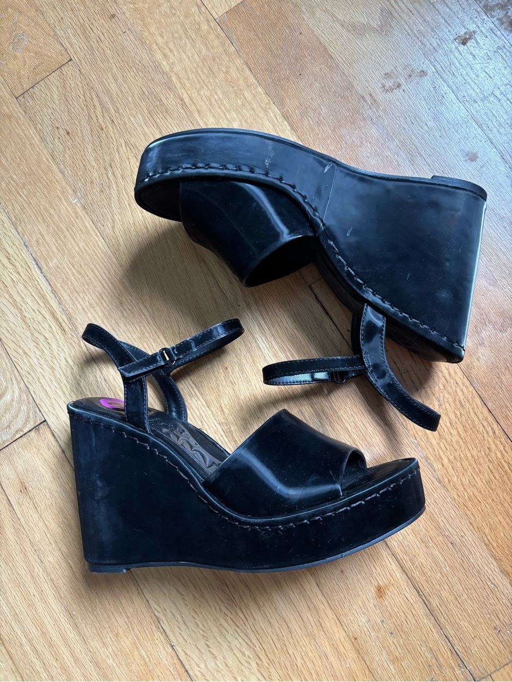 Olivia Miller black jelly platform wedge sandals Y2K open toe, size 6.5